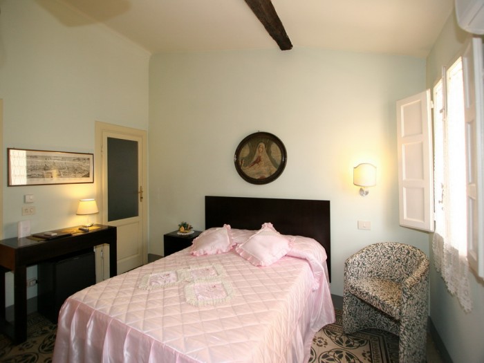 accomodation image